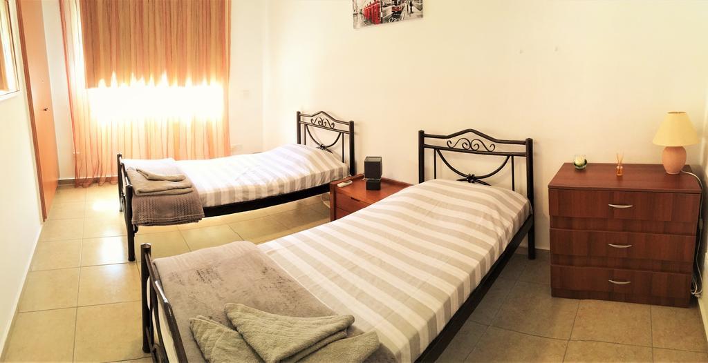 Diana Gardens Apartment Paphos Bagian luar foto