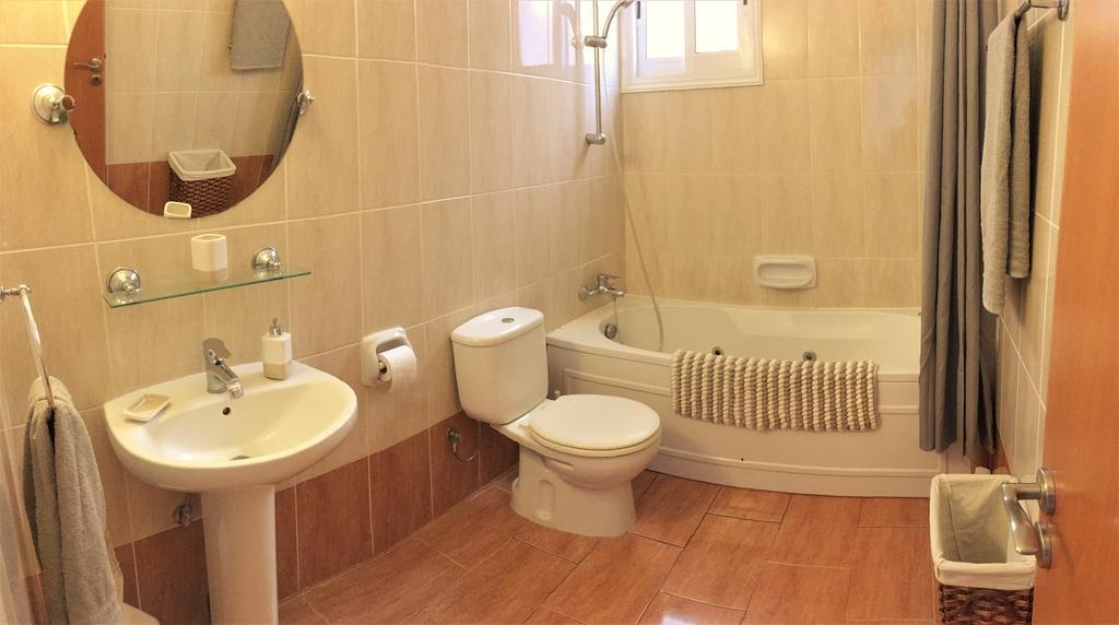 Diana Gardens Apartment Paphos Bagian luar foto